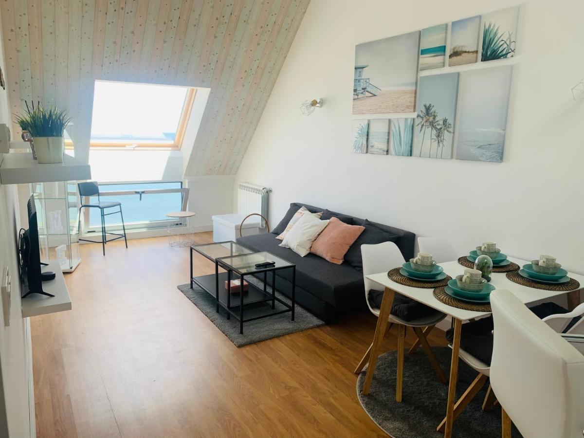 Apartamentos Lamarosa -Atico ,Vistas Al Mar Cantabrico Parking Burela Dış mekan fotoğraf